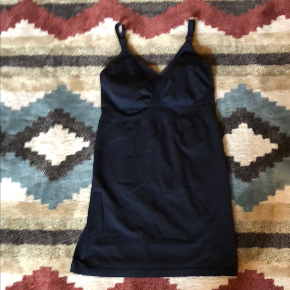 Nursing tank